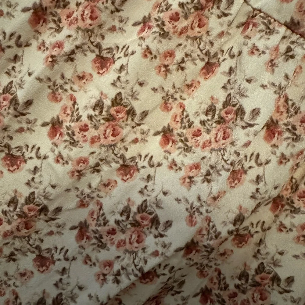ARULA Cream Floral Maxi Dress (NWT) - Picture 5 of 8